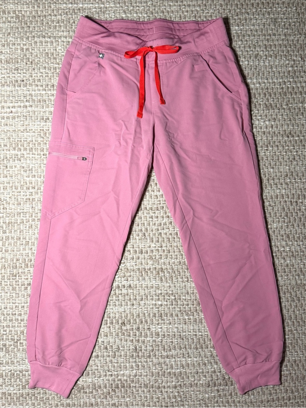 FIGS Zamora Jogger Scrub Pants Chalk Pink S Petite
